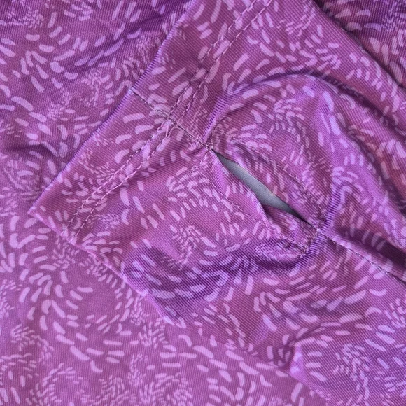 The American Outdoorsman women's Medium sun protected 1/2 zip suntee NEW Fuchsia - Picture 6 of 8